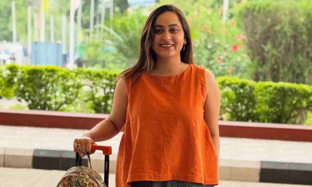 Divya Kochar 